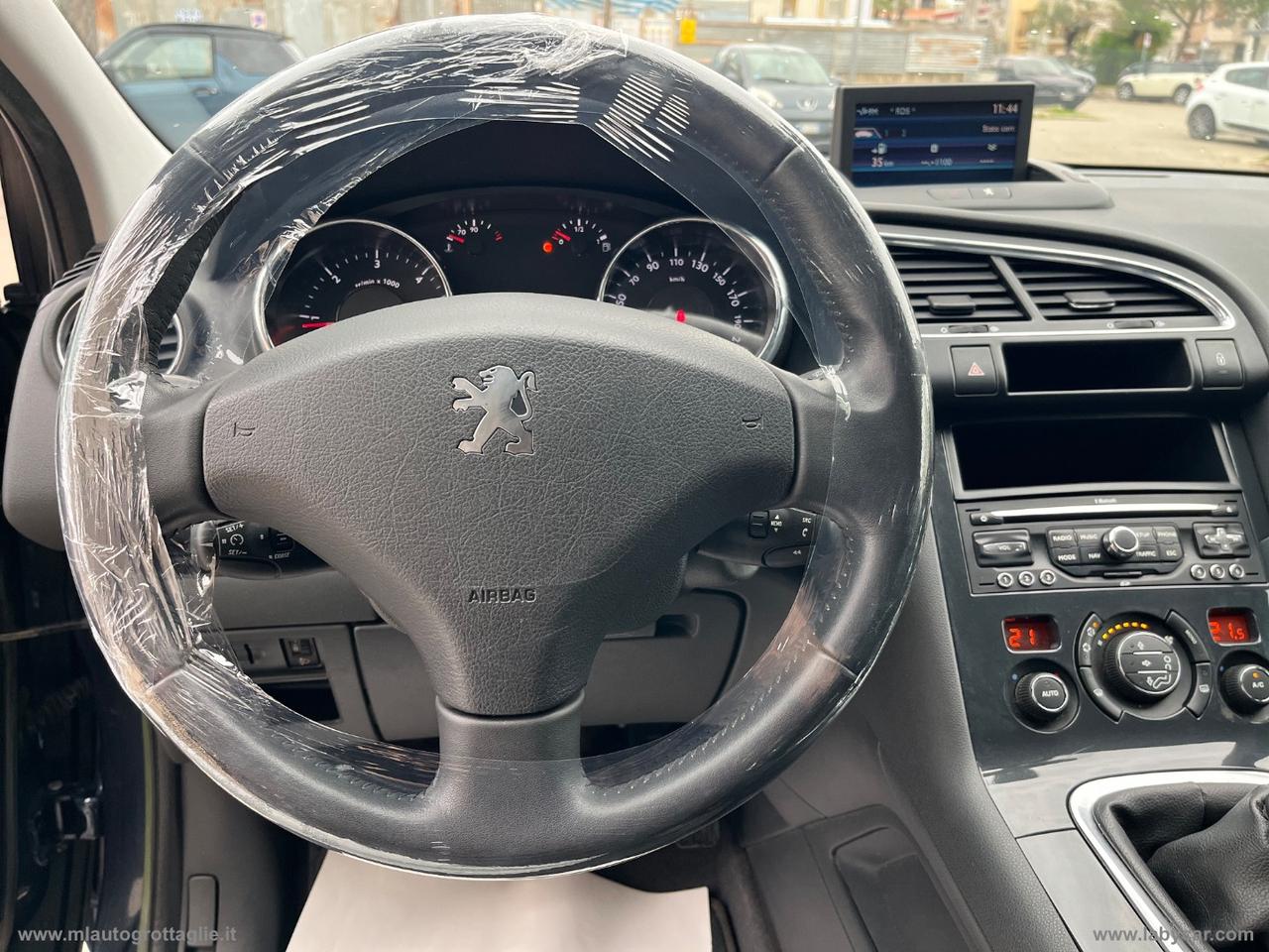 PEUGEOT 3008 1.6 HDi 112 CV Business