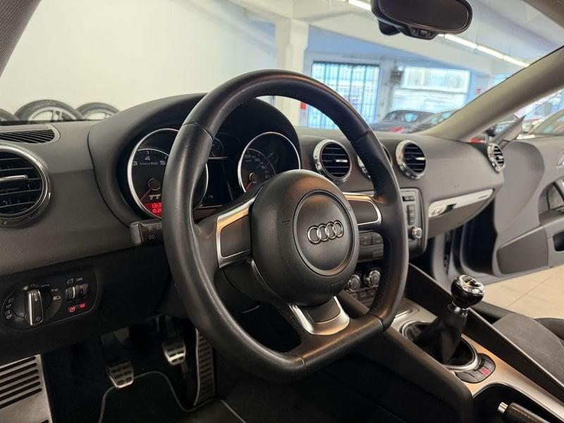 Audi TT TT Coupé 3.2 V6 quattro