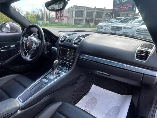 Porsche Cayman 2.7