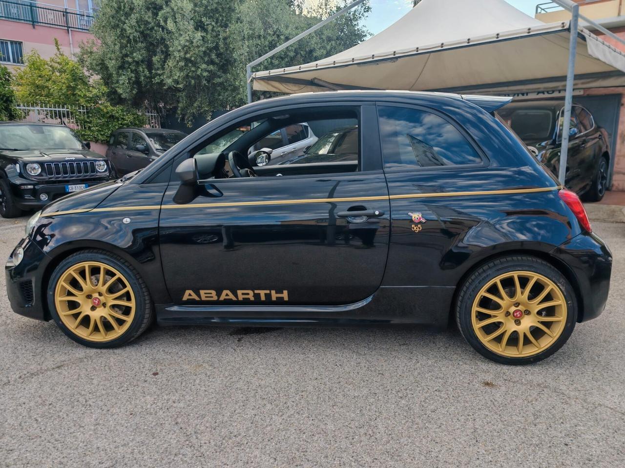 Abarth 595 1.4 Turbo T-Jet 165 CV Scorpioneoro