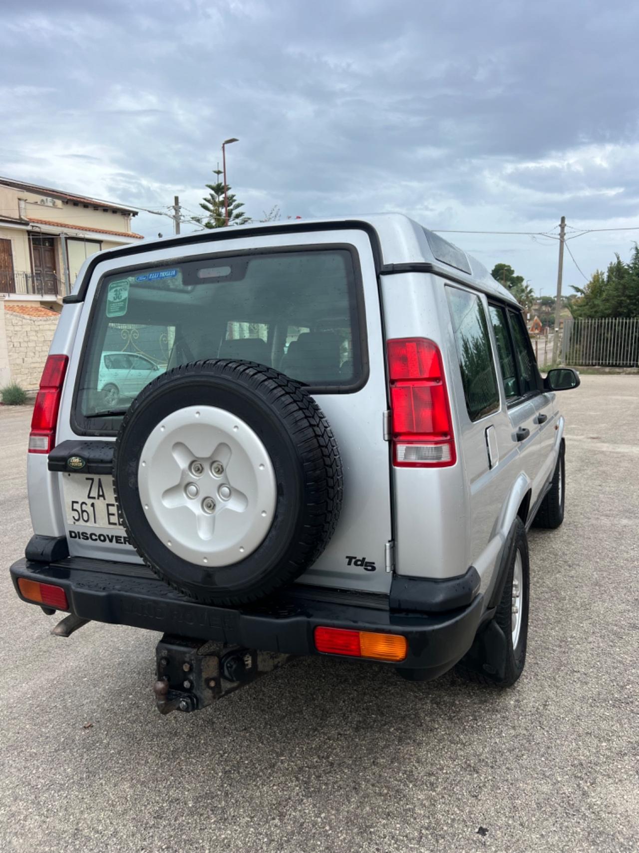 Land Rover Discovery 2.5 Td5 5 porte SE