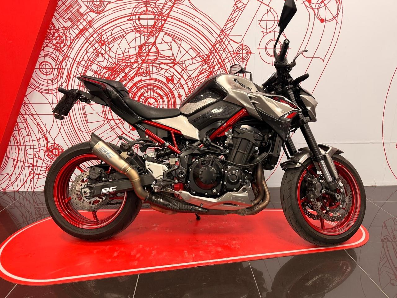 Kawasaki Z 900 2023