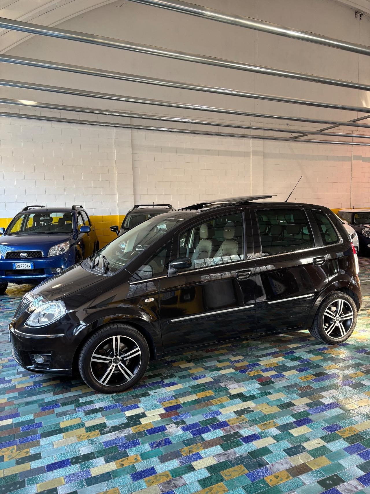 Lancia MUSA 1.6 Multijet Poltrona Frau