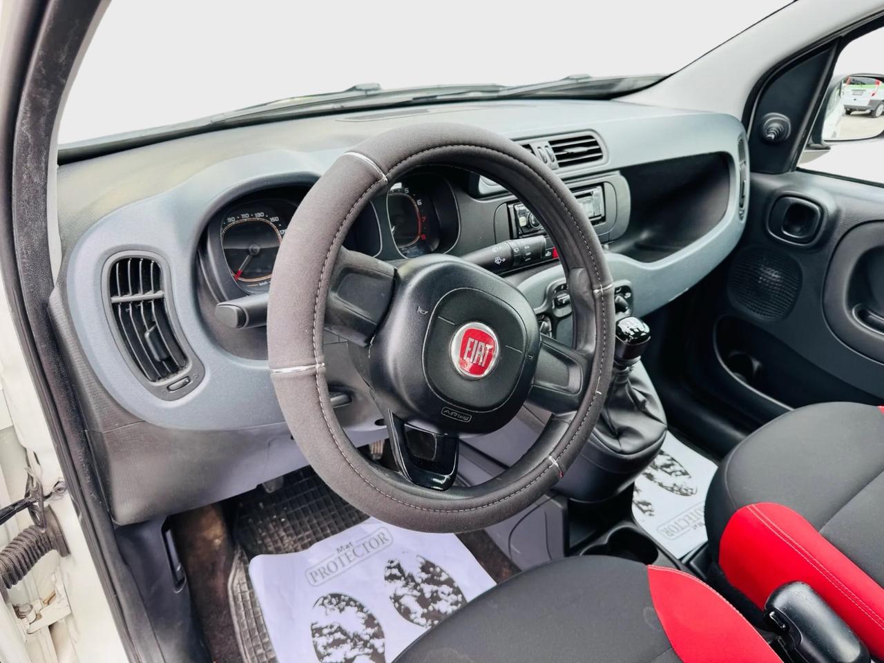 Fiat Panda 1.2 benzina anno 2018 neo patentati