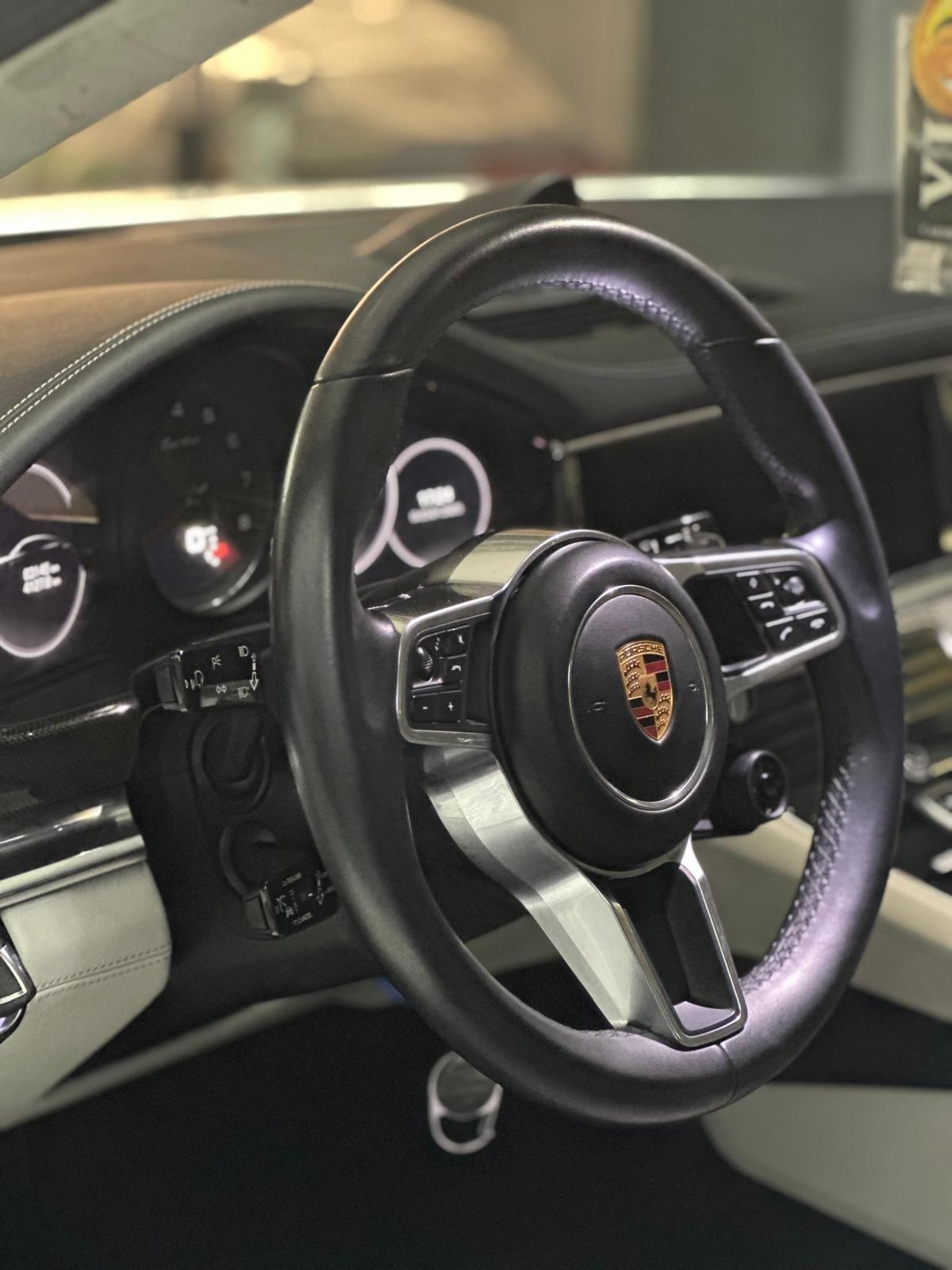 Porsche Panamera 4.0 Turbo Sport Turismo