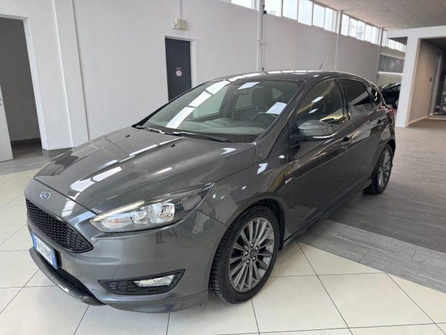 FORD Focus 1.0 EcoBoost 125 CV Start&Stop ST-LINE Titanium X
