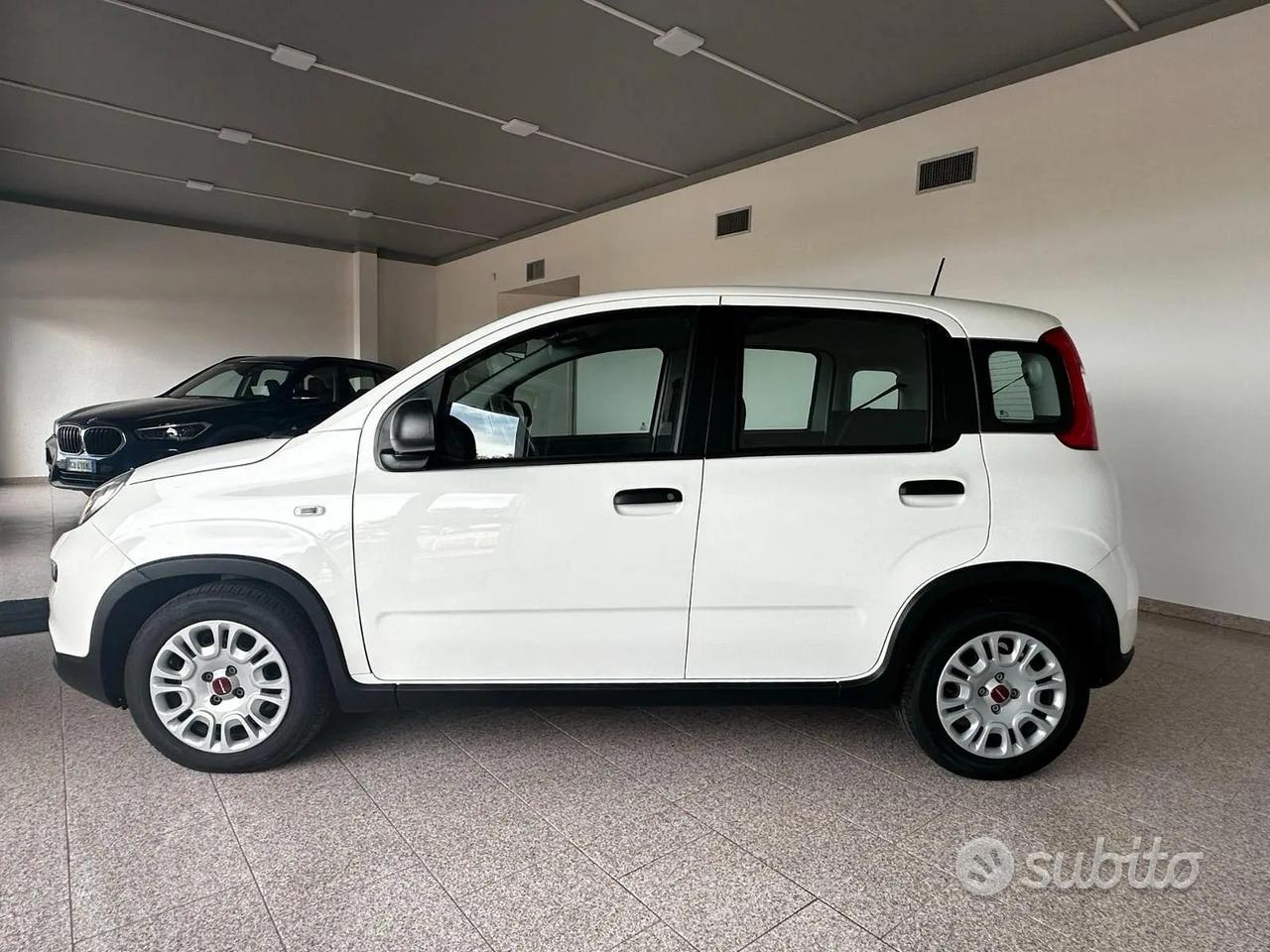 Fiat Panda 1.0 Hybrid SENZA VINCOLI 14.000km 2024