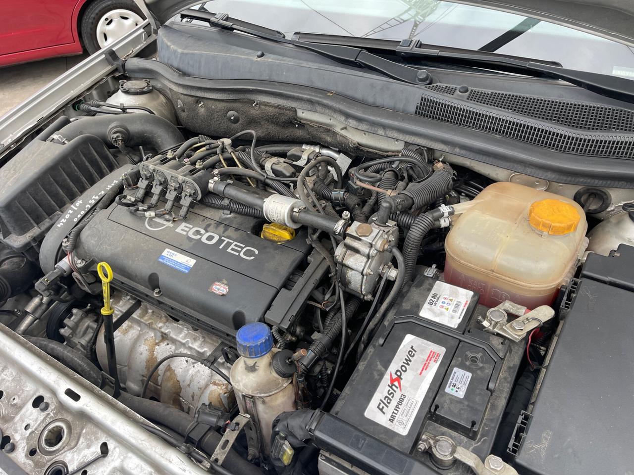 OPEL ASTRA 1.6 BENZINA-GPL 2028 EURO4 NEOPATENTATI