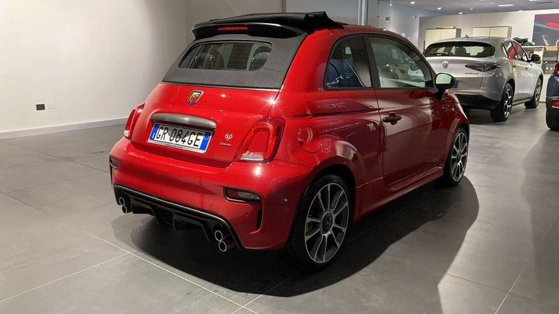 Abarth 695 C 1.4 Turbo T-Jet 180 CV