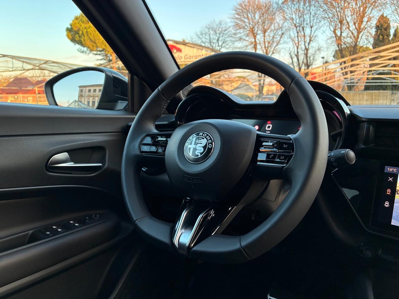 Alfa Romeo Junior 1.2 145 CV Hybrid eDCT6 Speciale