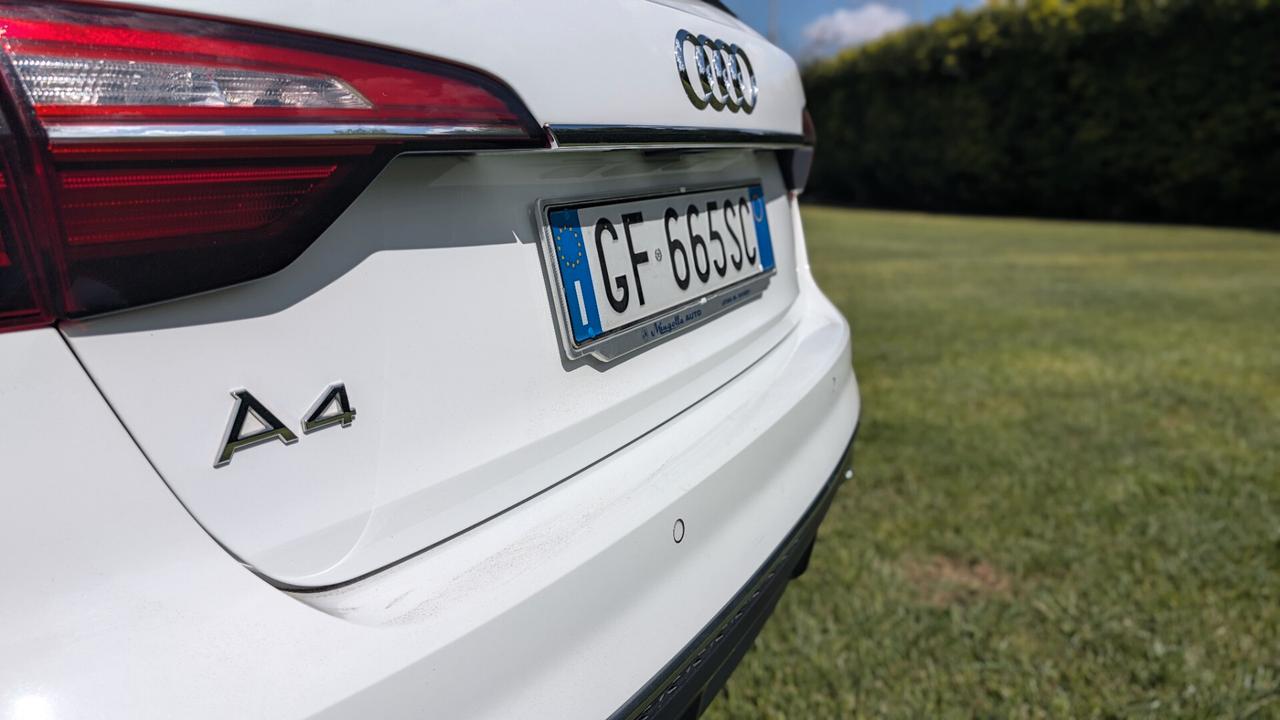 Audi A4 Avant 35 TDI S tronic S-line edition