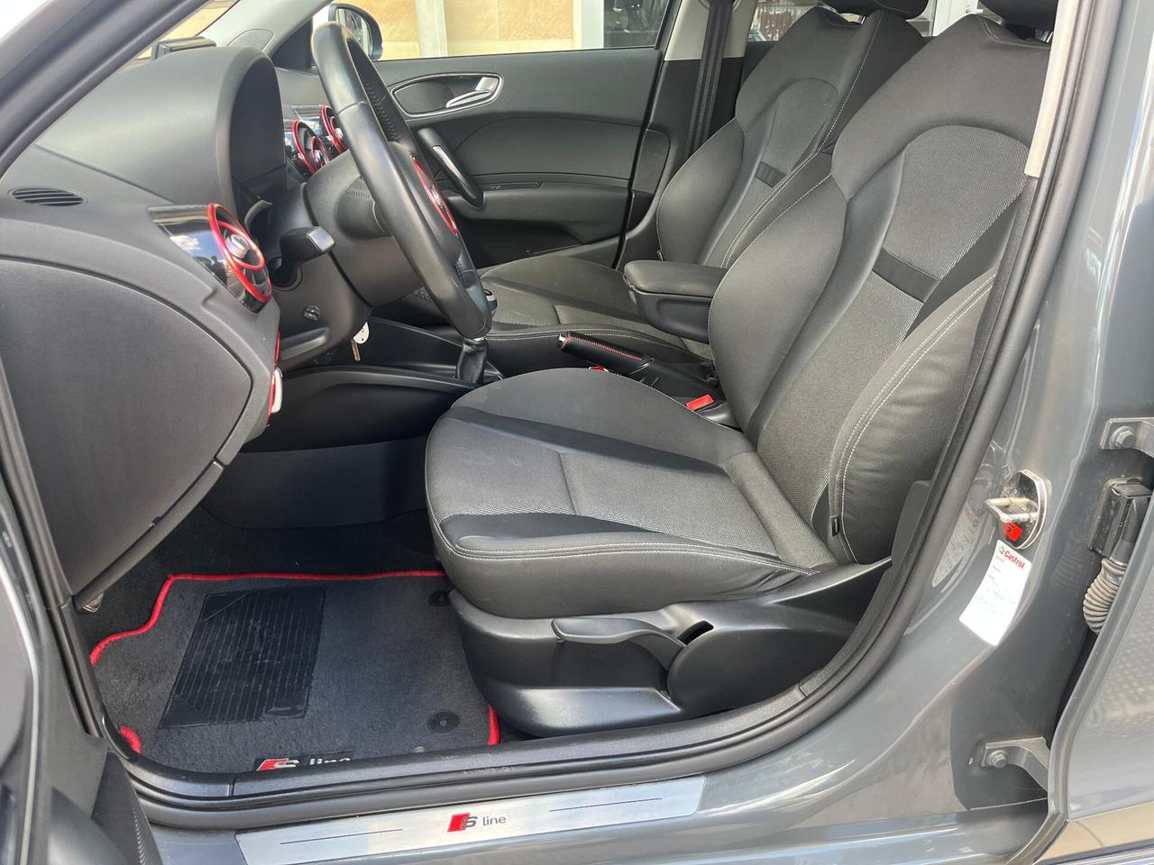 Audi A1 SPB 1.4 TDI S-Line 5 Posti