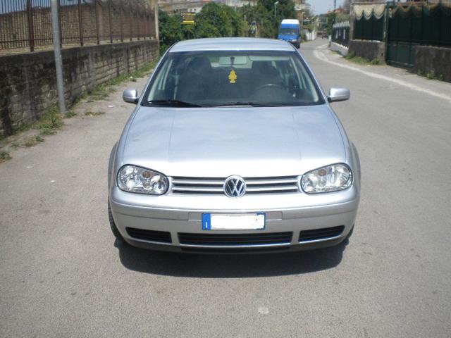 VOLKSWAGEN Golf 1.6 16V cat 5 porte Comfortline