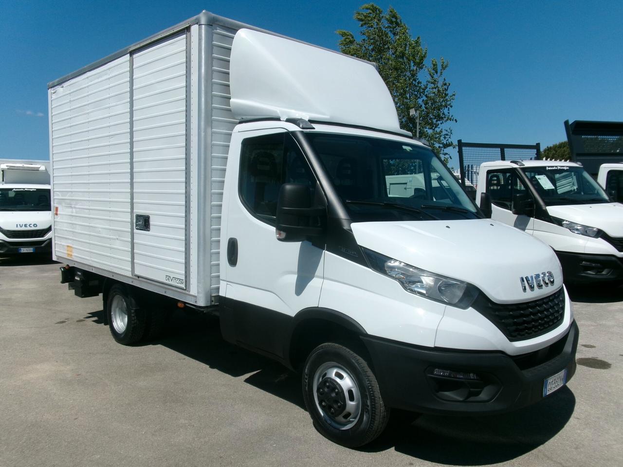 Iveco Daily 35C14 2.3 140CV E6D BOX+PEDANA PASSO 3450 7 PEDANE