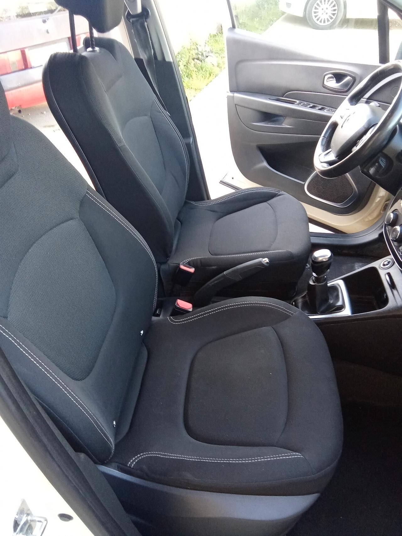 Renault Captur dCi 110 CV autocarro N1 019