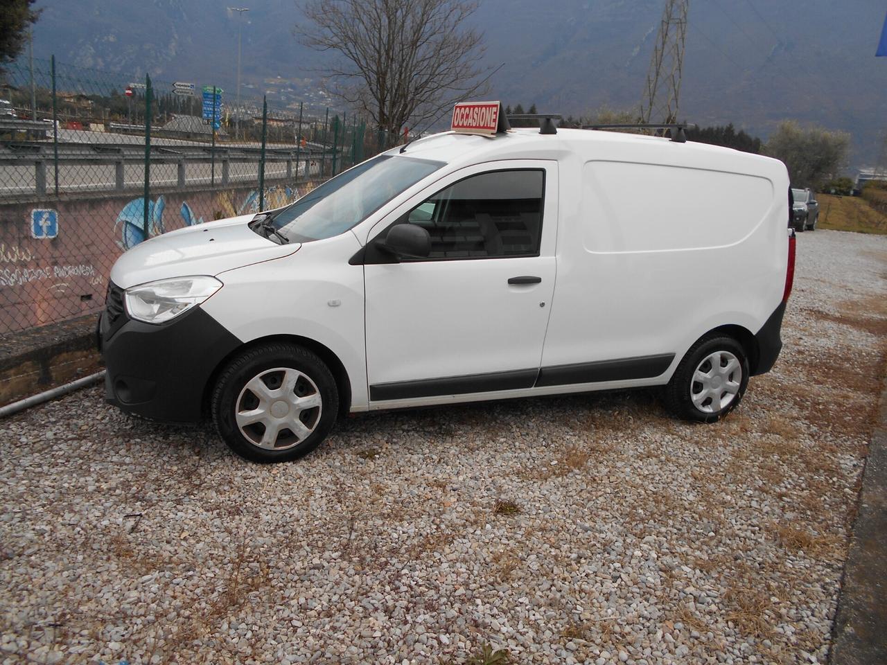 DACIA DOKKER 1.5 DCI 90 CV AUTOCARRO 2 POSTI