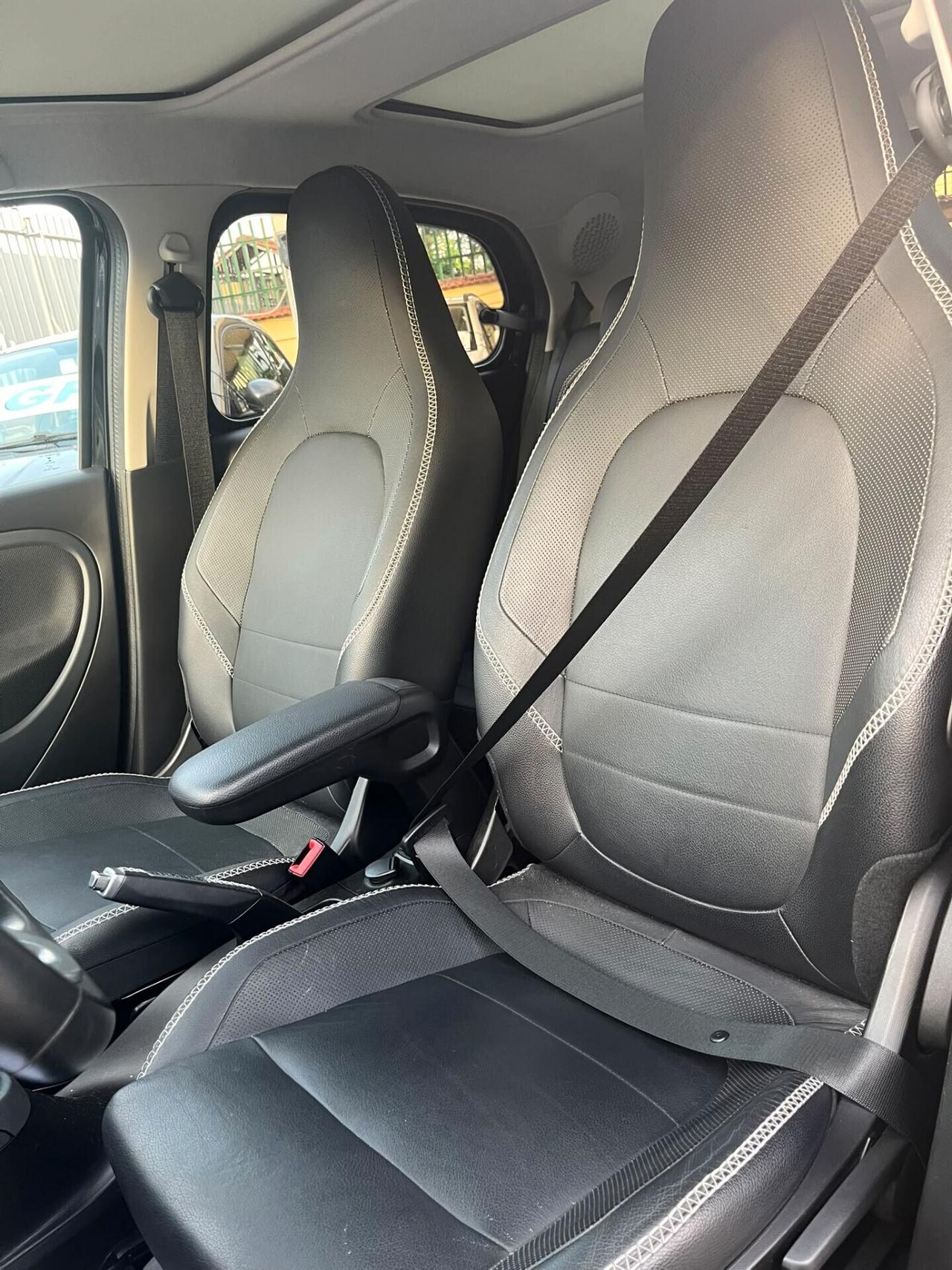 Smart ForFour 90CV 0.9 Turbo Brabus Style