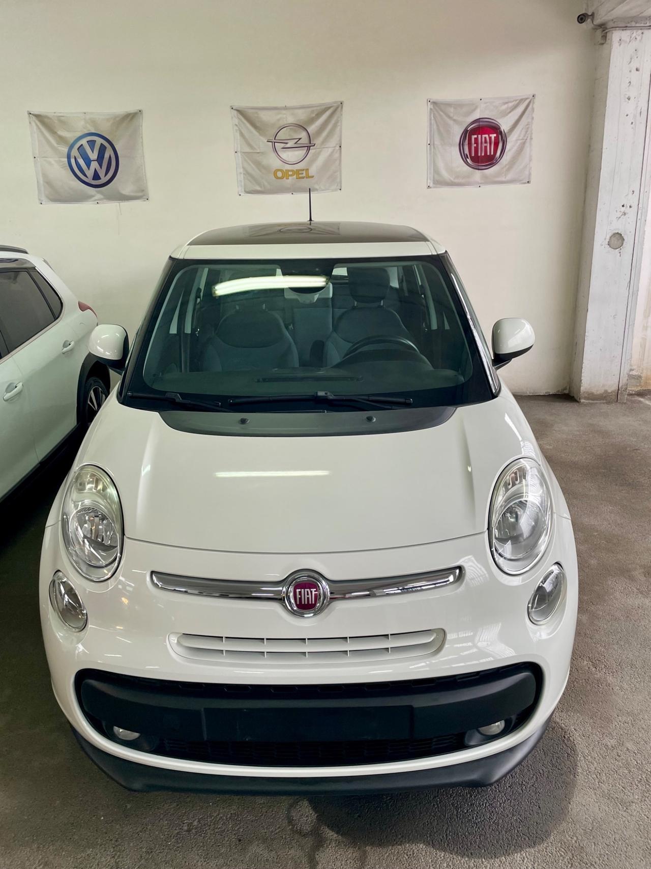 Fiat 500L 1.6 Multijet 105 CV Lounge tetto nav sensori ecc dal nord
