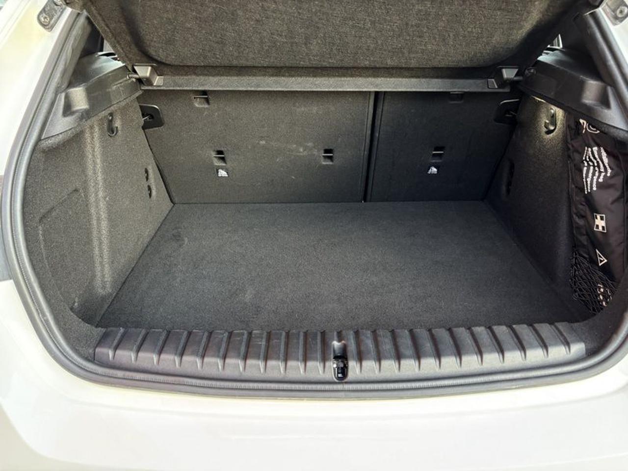 BMW 118 d MSport Pro FARI LASER-NAVI-18"