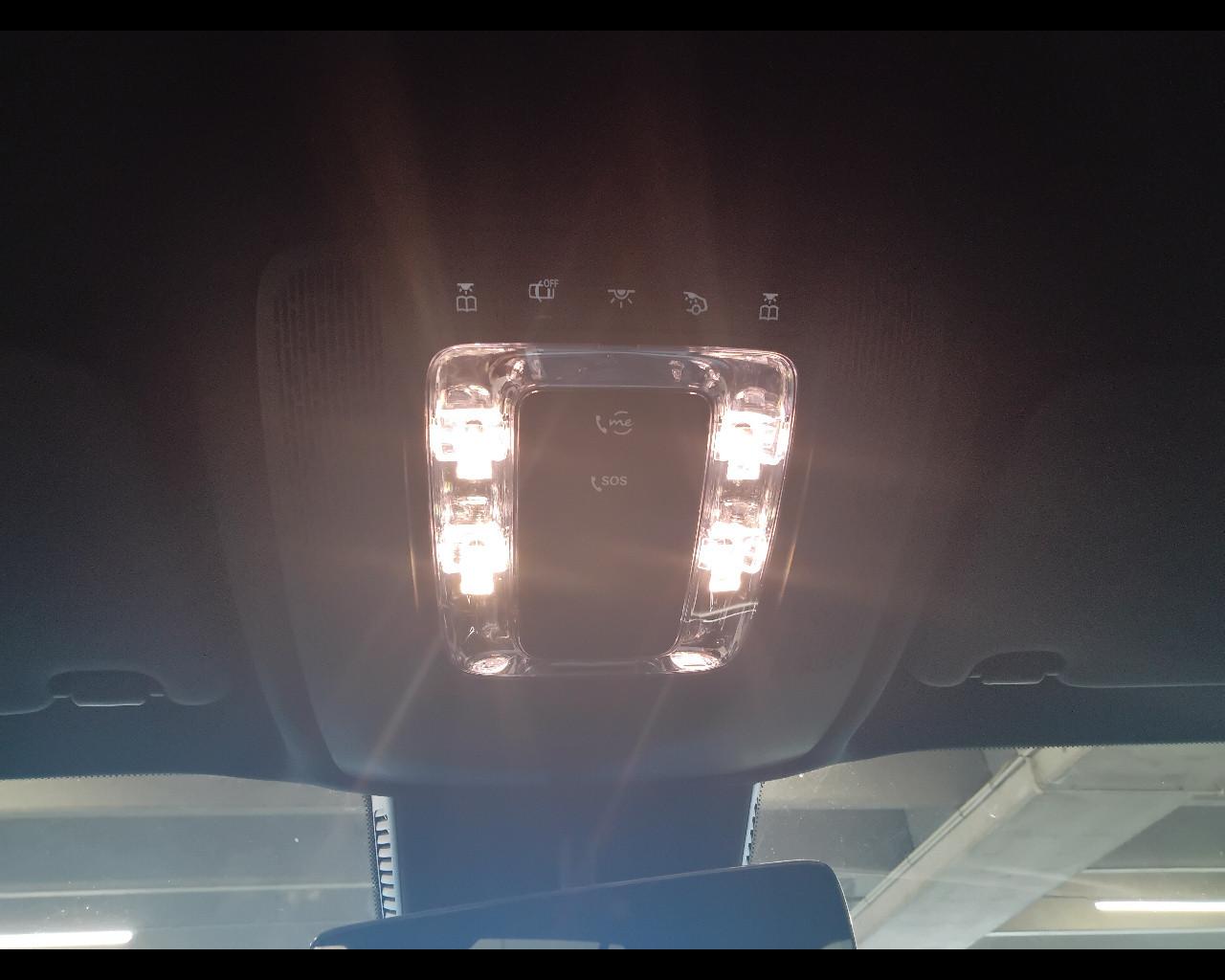 Mercedes-Benz GLB - X247 2019 - GLB 180 d Premium auto