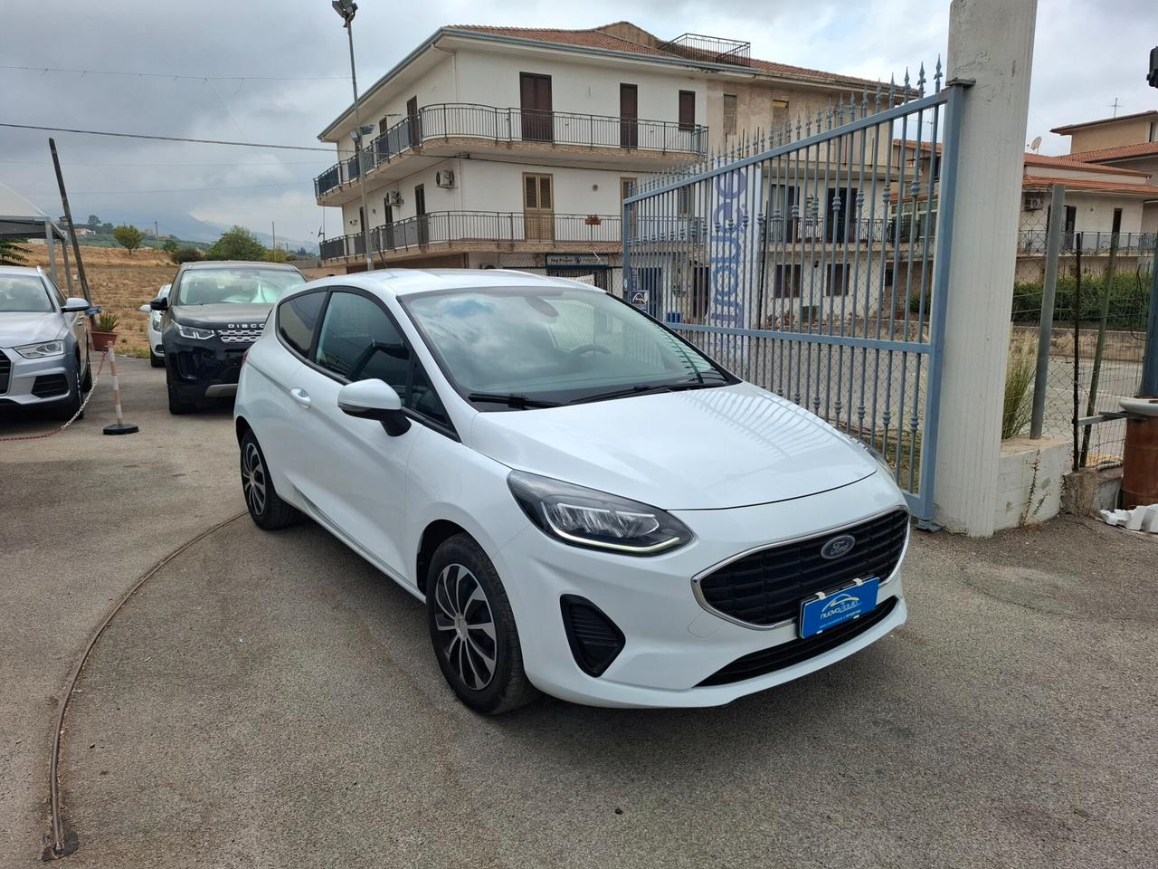 Ford Fiesta 1.1 75 CV autocarro anno 2022