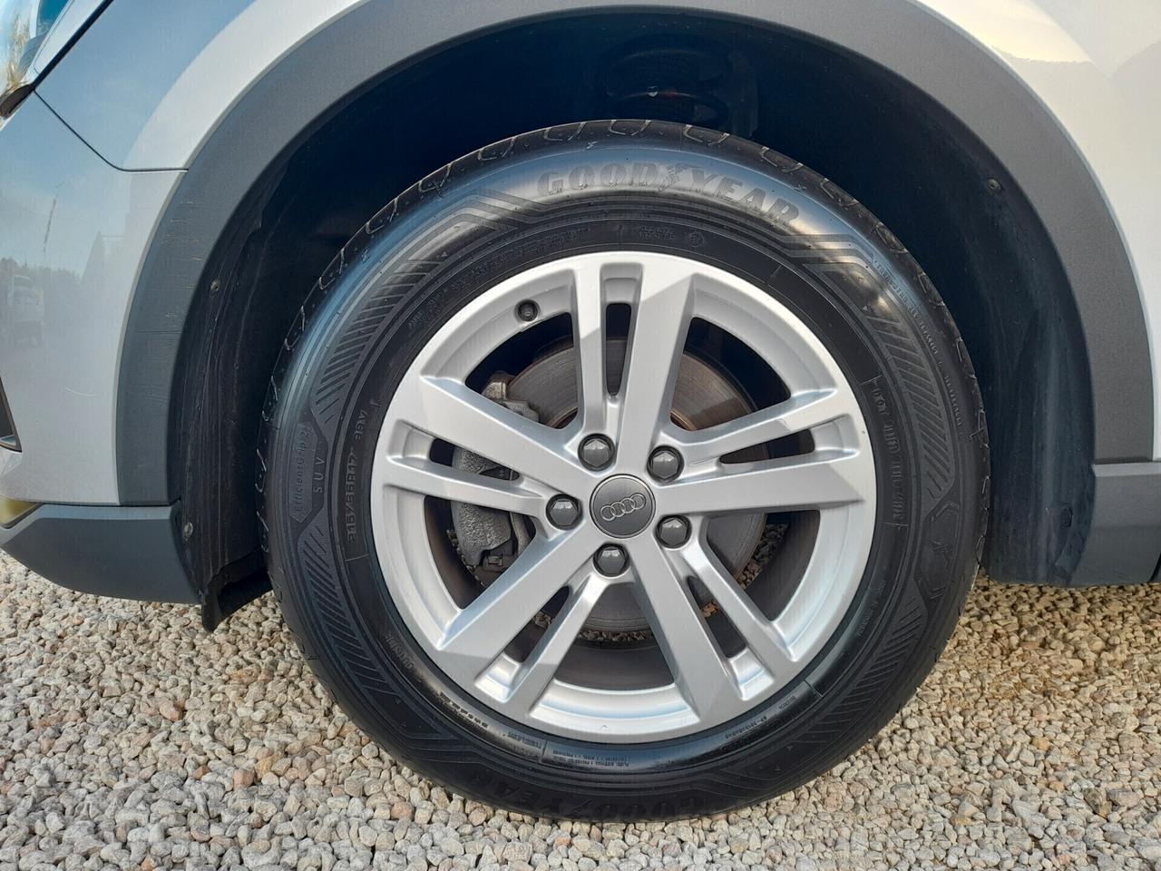 Audi Q3 35 TDI S tronic Business Advanced ANN02020