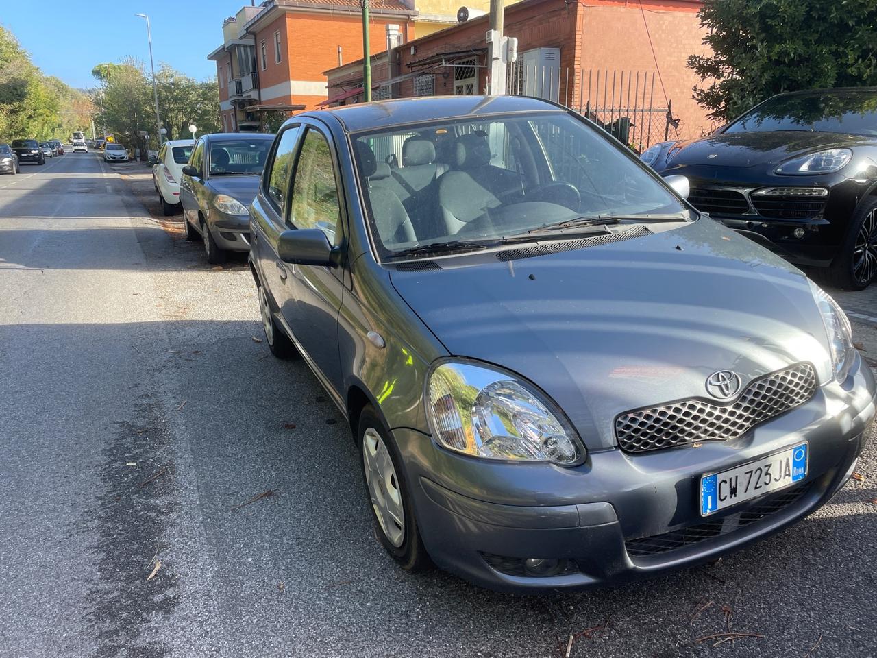 Toyota Yaris 1.3i 16V cat 5 porte Sol Blue