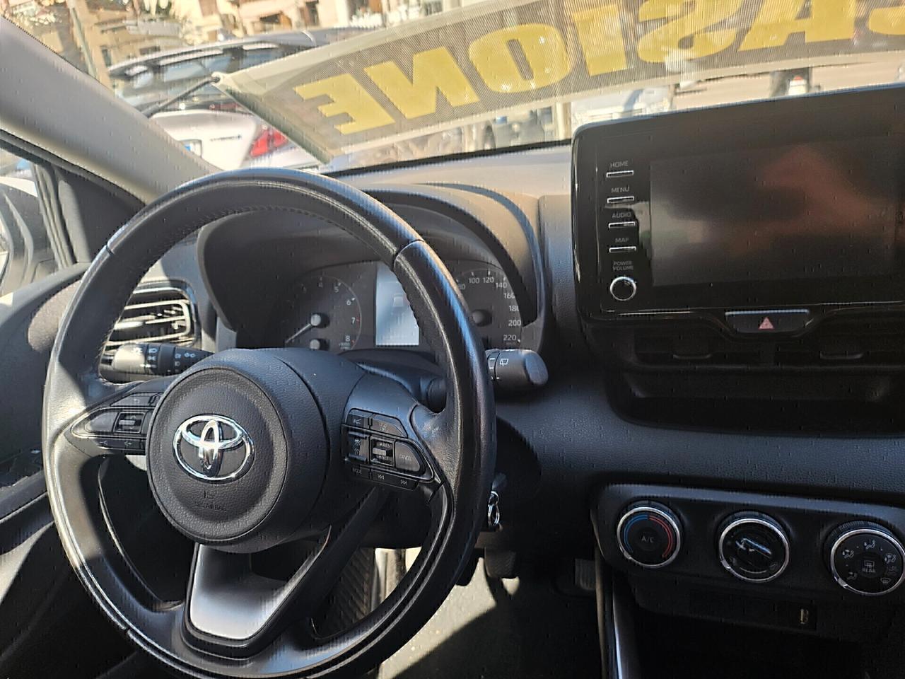 Toyota Yaris 1.0 5 porte 07/2022