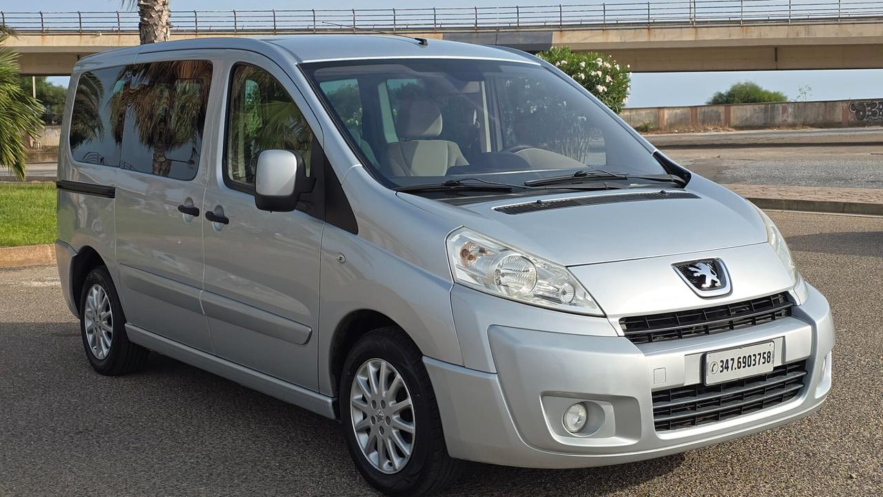 Peugeot Expert Tepee 2.0 HDi 120CV Pedana disabili 8 Posti