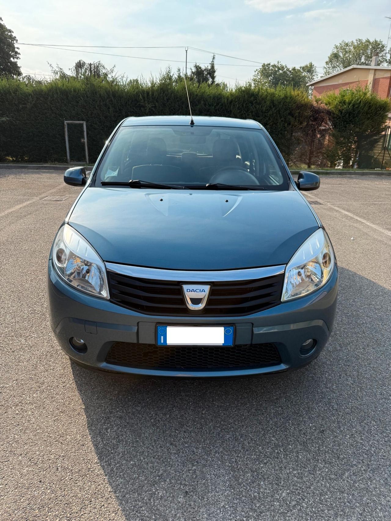 Dacia Sandero 1.4 Gpl - NEOPATENTATI - 12 MESI DI GARANZIA -