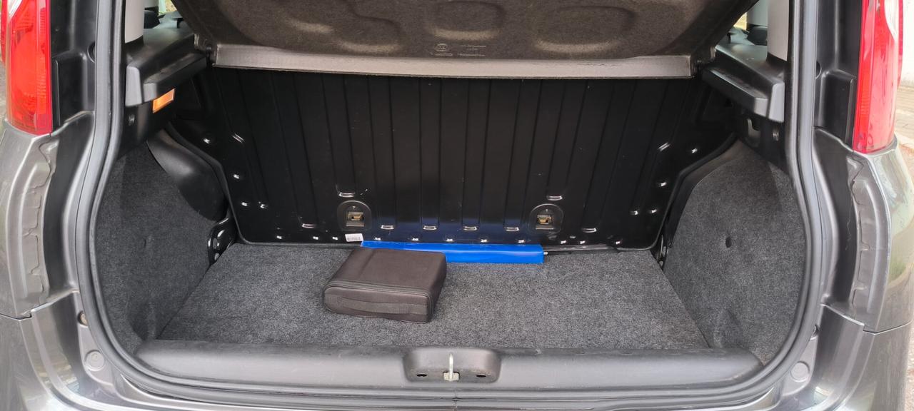 Fiat Panda 1.2 EasyPower Lounge passaggio in omaggio