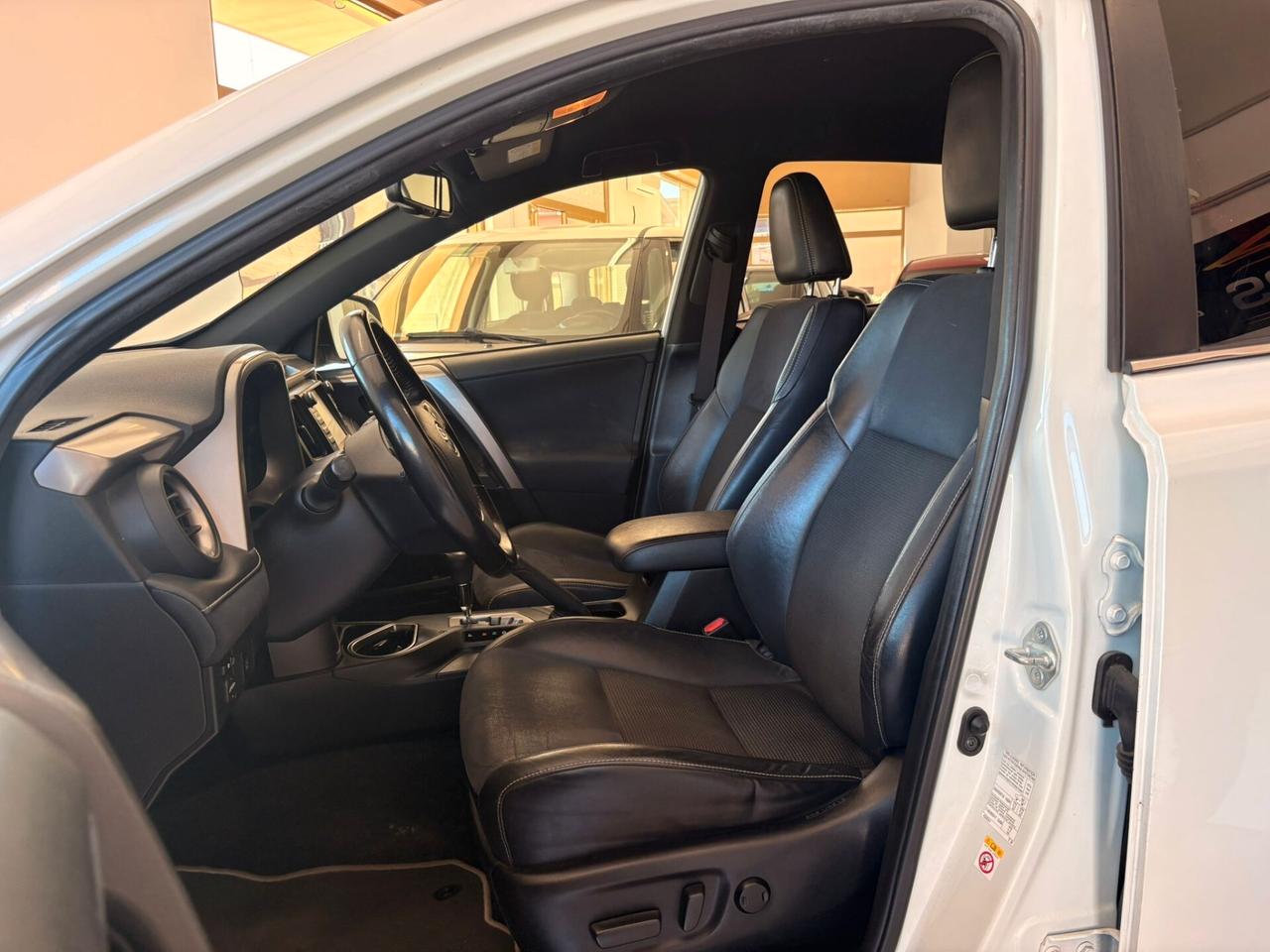 Toyota RAV 4 RAV4 2.5 Hybrid 2WD Style