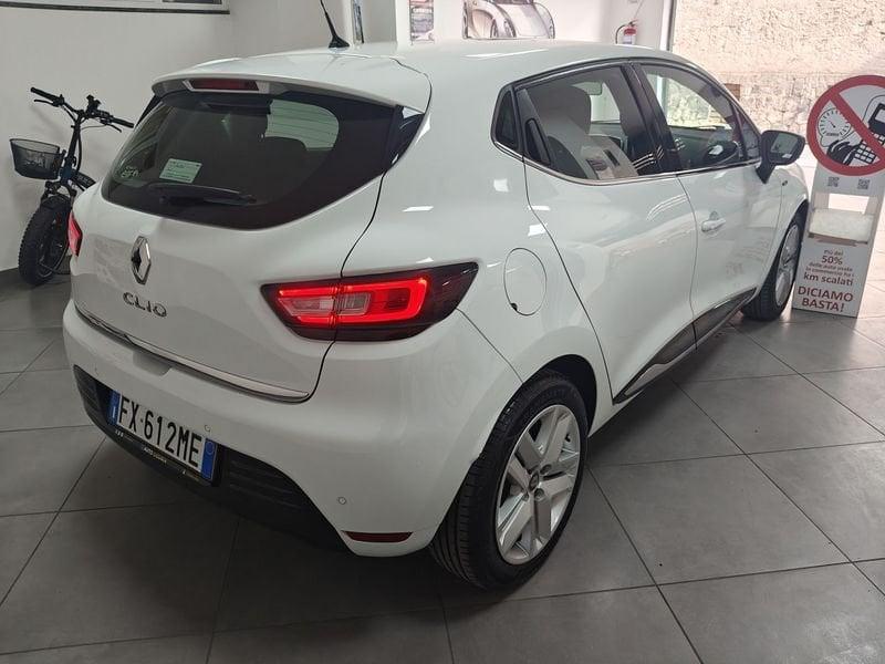 Renault Clio 1.5 DCI 90cv MOSCHINO INTENS