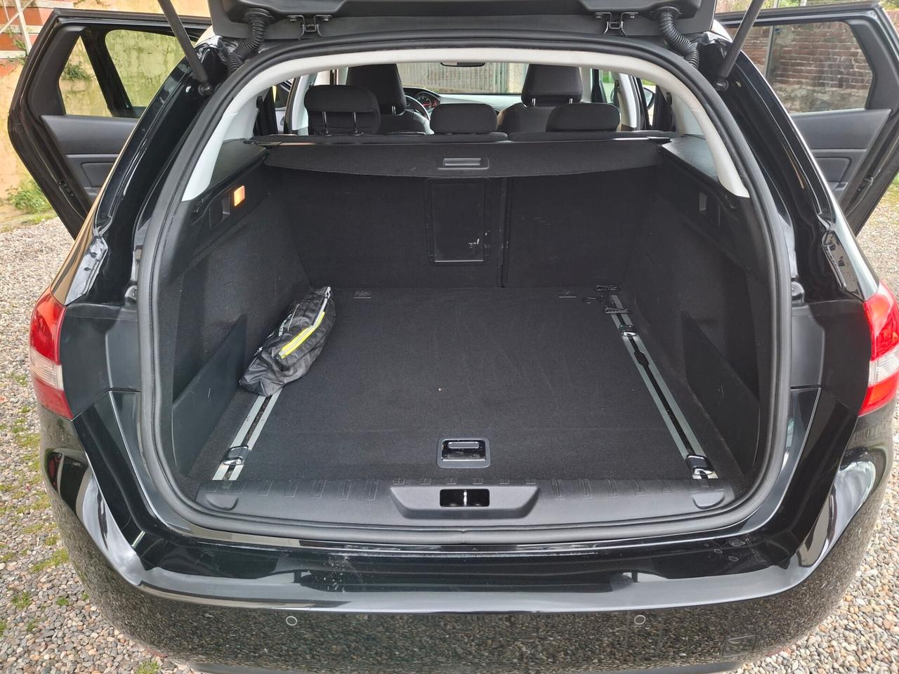 Peugeot 308 BlueHDi 120 S&S EAT6 SW GT Line