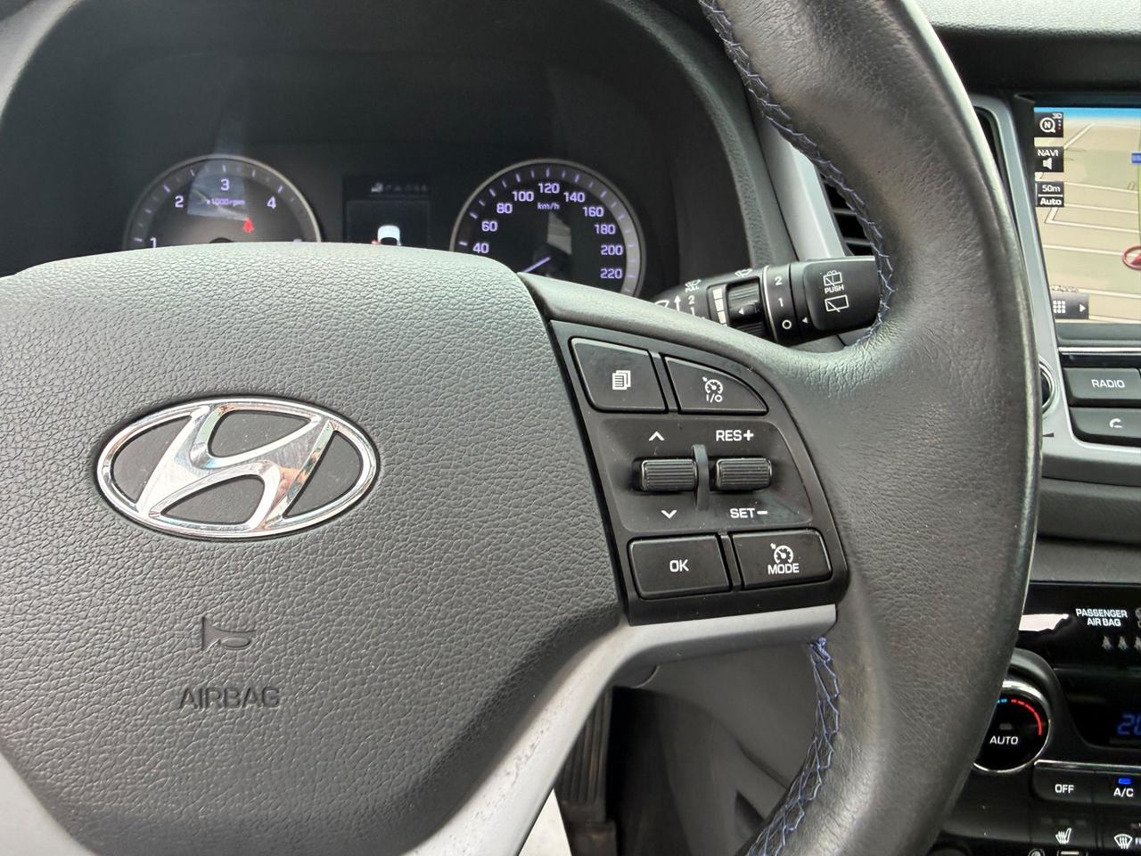 Hyundai Tucson 1.7 CRDi XPossible *TETTO APRIBILE*