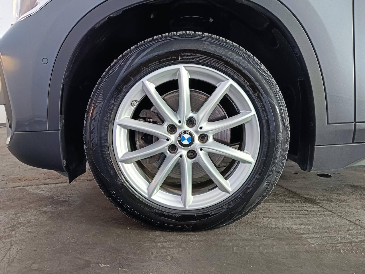 BMW X1 F48 2019 - X1 sdrive18d Advantage auto