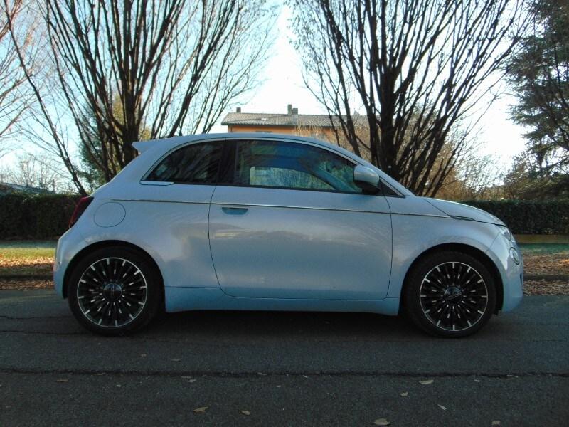 FIAT 500 (2020-->) 500e Berlina 42 kWh La Prima