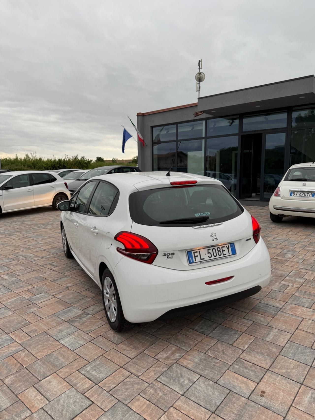 Peugeot 208 1.2 Benzina
