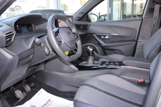Peugeot 2008 1.2 puretech Allure 100cv con CarPlay