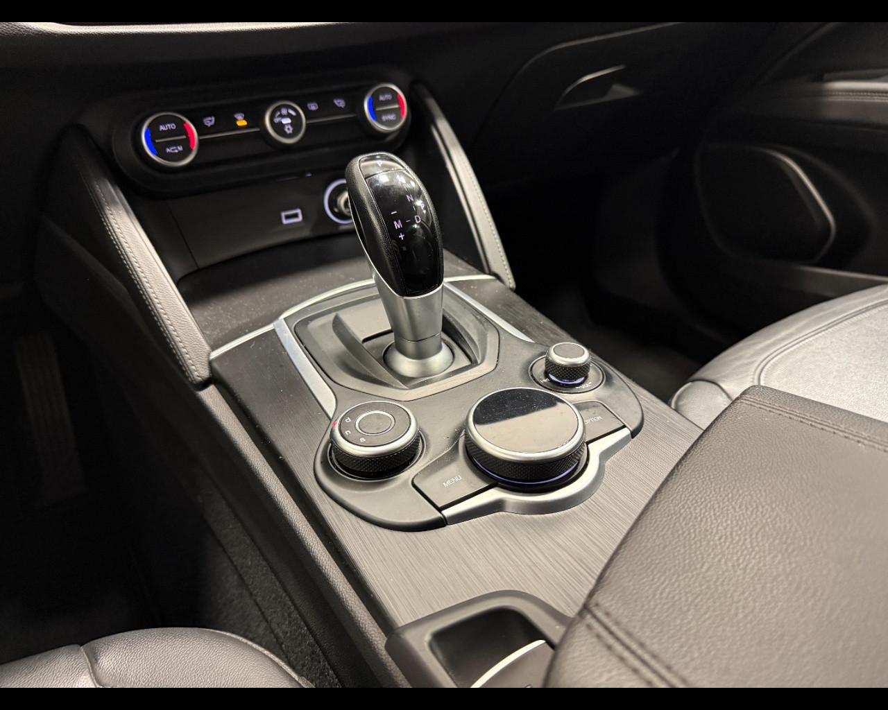 ALFA ROMEO STELVIO 2.2 T RWD AUTO SUPER