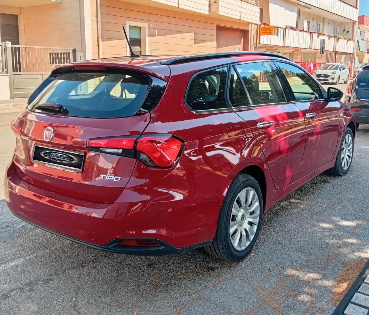 Fiat Tipo 1.6 Mjt S&S SW Lounge *CAMBIO AUTOMATICO*