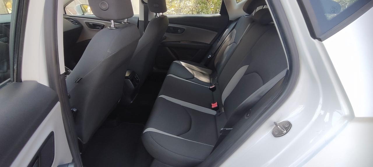 Seat Leon 1.6 TDI 90 CV 5p. Reference - OK NEOPATENTATI