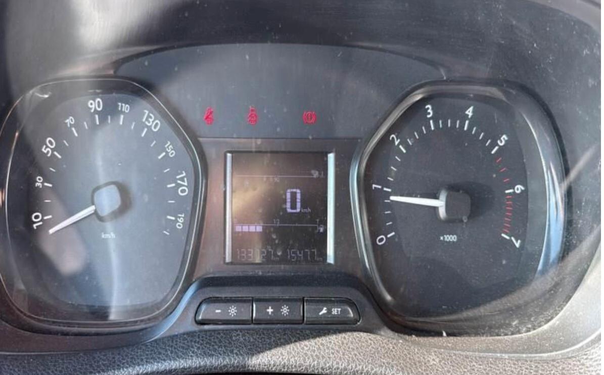 PEUGEOT EXPERT 2.0Hdi 120cv FURG