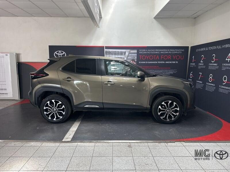 Toyota Yaris Cross 1.5 Hybrid 5p. E-CVT AWD-i Trend