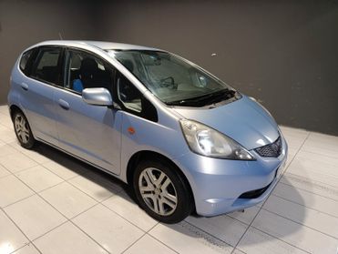 HONDA JAZZ del 2009 1200 BENZINA