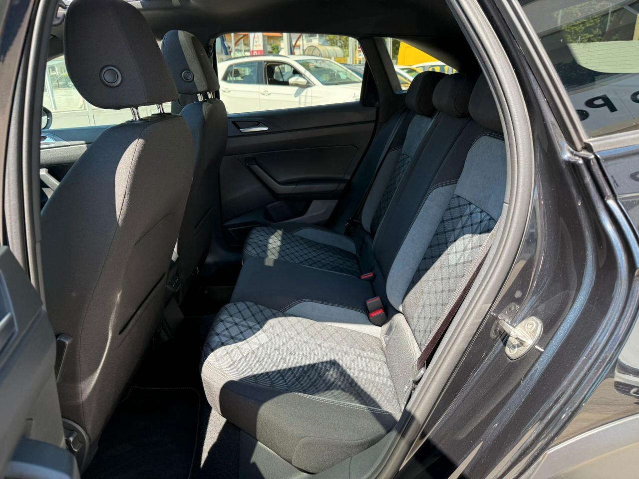 Volkswagen Taigo 1.0 TSI 110 CV R-Line
