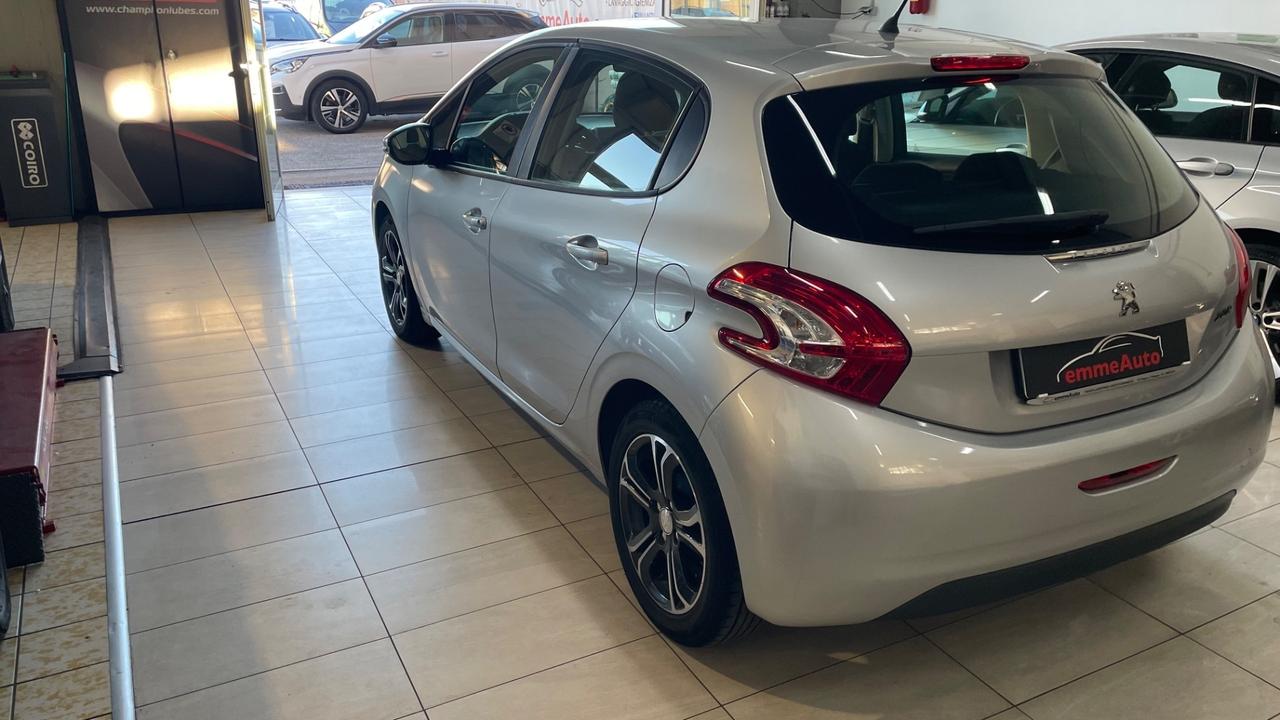 Peugeot 208 1.4 HDi 68 CV 5 porte Active
