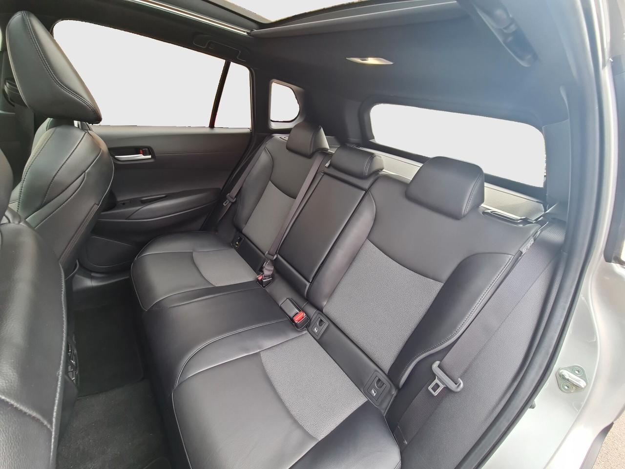 Toyota Corolla Cross 2.0 Hybrid 197CV E-CVT Lounge
