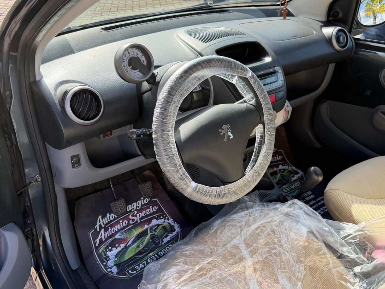 Peugeot 107 1.0 68CV 3p. Sweet Years