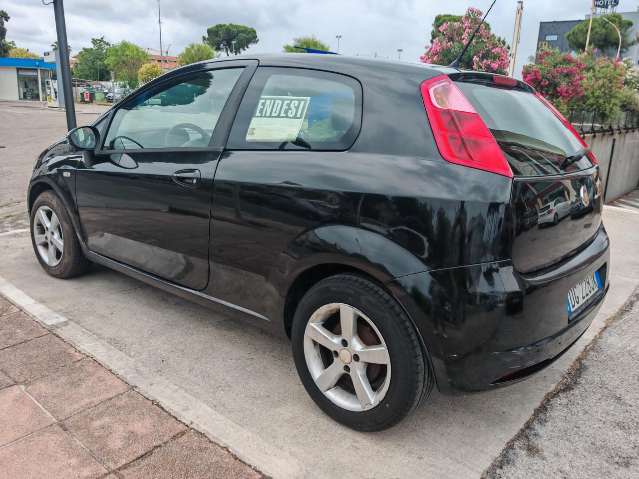 Fiat G Punto 1.3 MJT 75 CV 3p ok neopatentati.